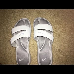Nike slides